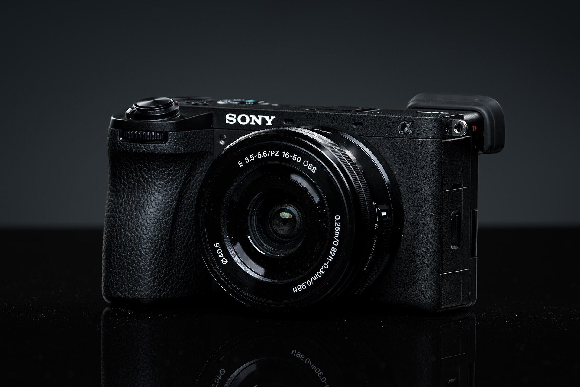 Sony Alpha 6700 (ILCE-6700)